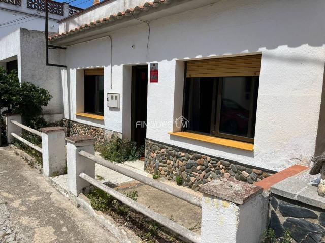 Casa adosada en venta en Tordera, Tordera. EN EXCLUSIVA Casa adosada en venta en Tordera!. Casas adosadas.