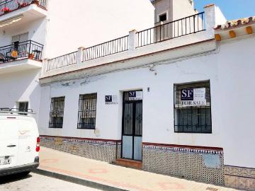 Casa adosada en Venta en Torrox Pueblo