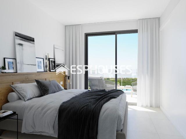 Casa adosada en venta en Torrevieja, Los Balcones Los Altos. Adosado de obra nueva, en planta alta, en Los Balcones, Torrevieja. Casas adosadas.