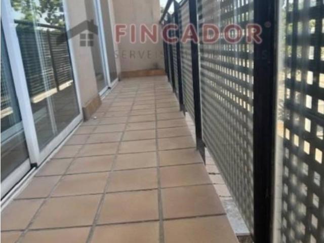 Casa adosada en venta en Torre Baró 08033