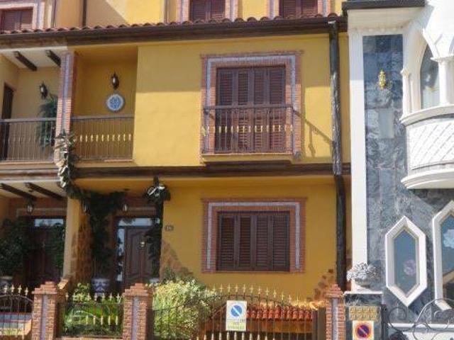 Casa adosada en Venta en Torredelcampo