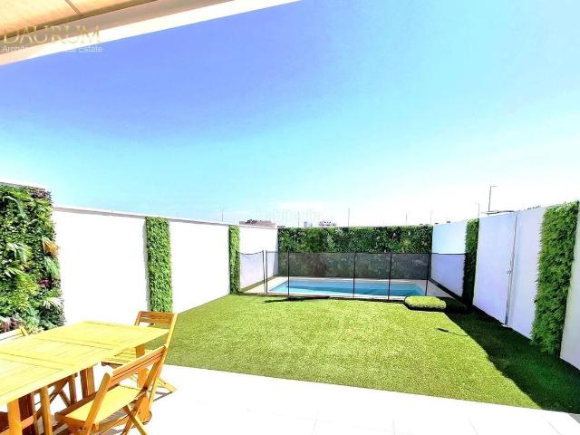 Casa adosada en venta en Torrejón de Ardoz, Fresnos I y II. MARAVILLOSO CHALET ADOSADO DE 4 HABITACIONES EN TORREJÓN DE ARDOZ. Casas adosadas Torrejón de.