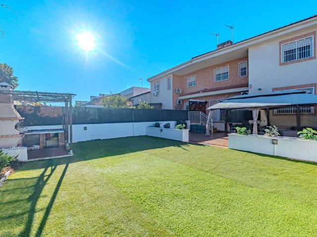 Casa adosada en Venta en Torrejón de la Calzada
