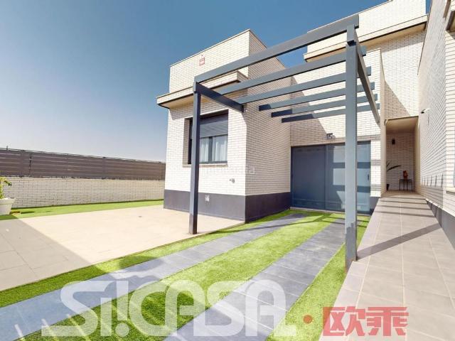 Casa adosada en venta en Torrejón de la Calzada. Casas adosadas Torrejón de la.