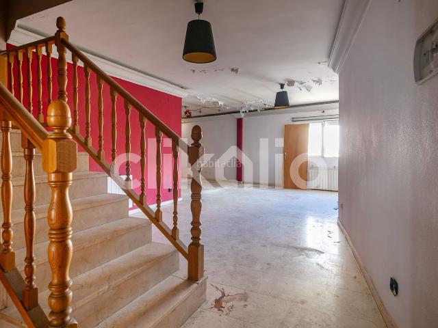 Casa adosada en venta en Torrelaguna. Casas adosadas.