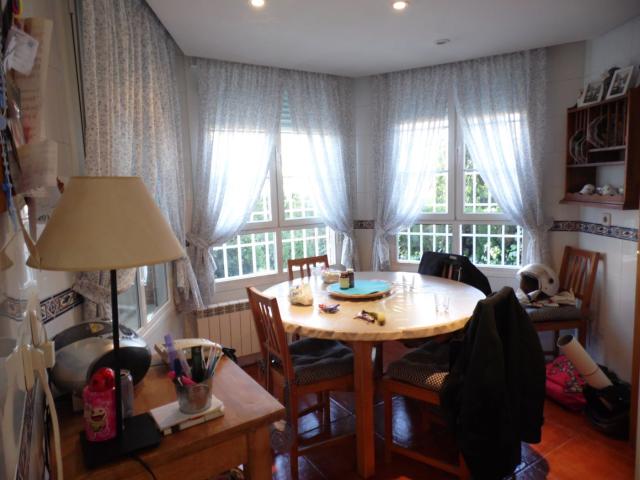 Casa adosada en venta en Torrelaguna. Casas adosadas.