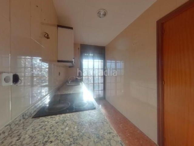 Casa adosada en venta en Torrelles de Foix. Chalet adosado en venta en avda Can Coral. Casas adosadas Torrelles de.