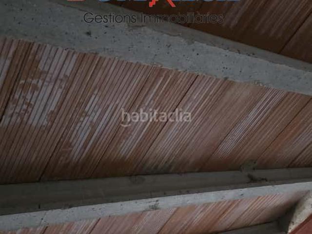 Casa adosada en venta en Tortosa, Bítem Costa Dorada. Casa de 2 pisos de venta en Bitem. Casas adosadas.