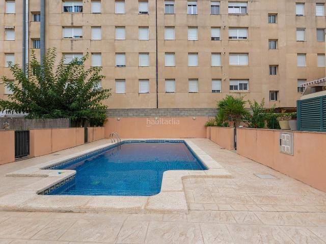 Casa adosada en venta en Tortosa, Remolins Sant Jaume Costa Dorada. Casa adosada con ascensor, amplios espacios y piscina comunitaria. Casas adosadas.