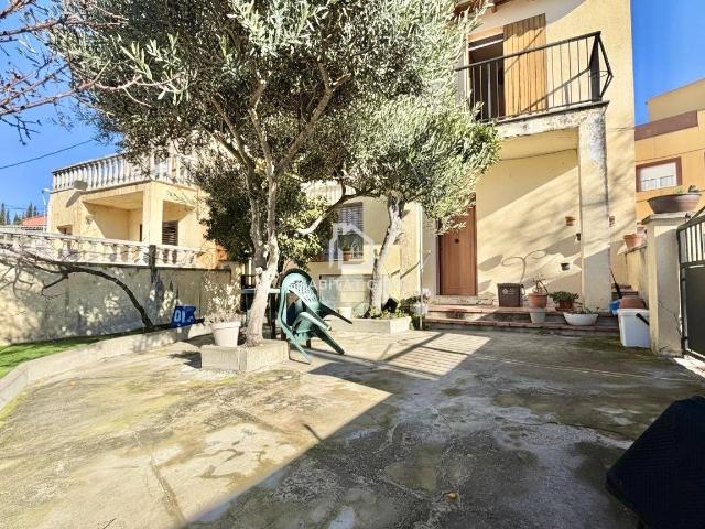 Casa adosada en Venta en Taialà Germans Sabat