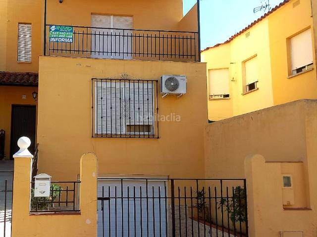 Casa adosada en venta en Talavera la Real. Adosado en Talavera la Real. Casas adosadas Talavera la.