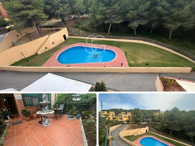 Casa adosada en venta en Tarragona, La Mora Costa Dorada. Encanto y Comodidad en la Prestigiosa Cala Tamarit, Tarragona. Casas adosadas.