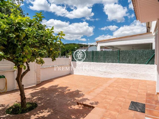 Casa adosada en venta en Tarragona, Urbanitzacions de Llevant Costa Dorada. Adosado en Boscos. Casas adosadas.