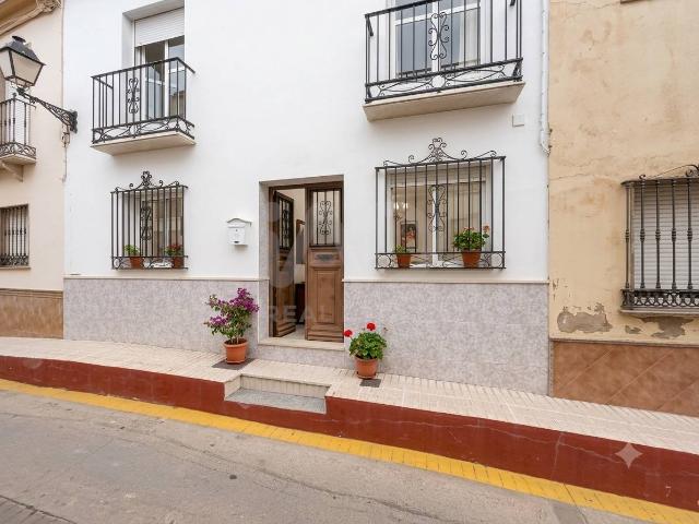 Casa adosada en Venta en Teba
