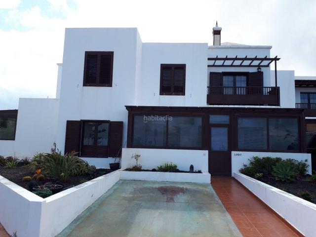 Casa adosada en venta en Teguise, Costa Teguise. Se vende casa en costa teguise, lanzarote. Casas adosadas.