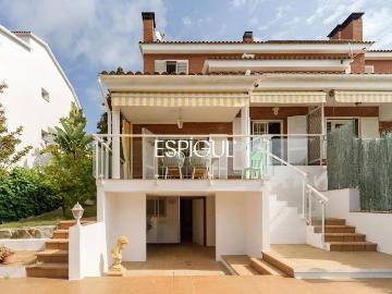 Casa adosada en Venta en Teià