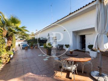Casa adosada en venta en Teià. Casa en venta en Teià. Casas adosadas.