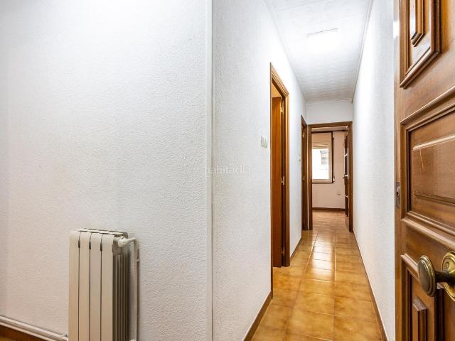 Casa adosada en venta en Terrassa, Ca n'Aurell. VIVIENDA ADOSADA EN VENTA EN CAN AURELL TERRASSA. Casas adosadas.