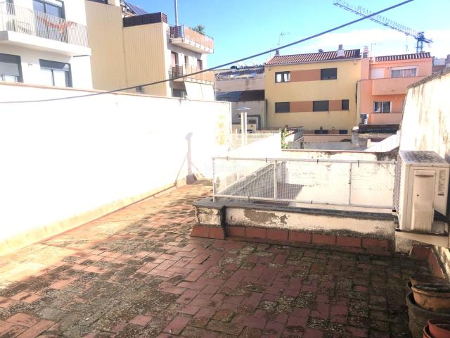 Casa adosada en venta en Terrassa, Segle XX. PARA REFORMAR A SU GUSTO EN ZONA SIGLO XX. Casas adosadas.