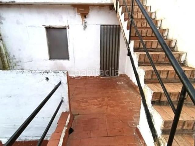 Casa adosada en venta en Terrassa, Poble Nou. CASA ADOSADA EN PUEBLO NUEVO TERRASSA. Casas adosadas.