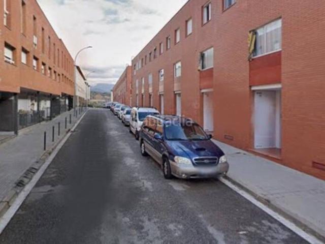 Casa adosada en venta en Terrassa, Roc Blanc. Venta de casa en Terrassa, Barcelona. Casas adosadas.