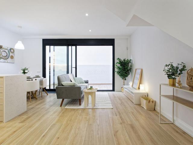 Casa adosada en venta en Terrassa, Torre Sana. Casa Obra Nueva, con Terrazas y Parking Privado. Casas adosadas.
