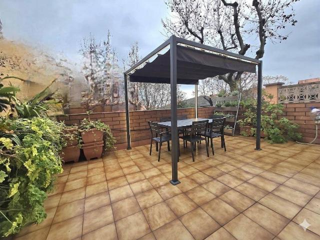 Casa adosada en Venta en Tiana