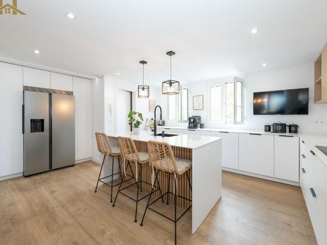 Casa adosada en venta en Tres Cantos, Segunda Fase. Chalet Reformado en Segunda Fase. Casas adosadas Tres.