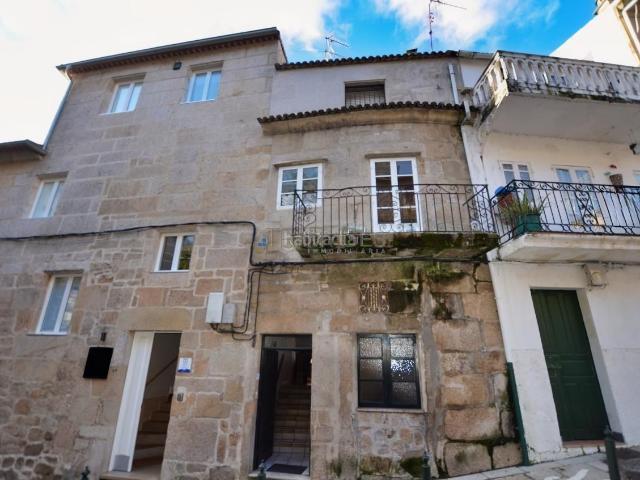 Casa adosada en venta en Tui. Casas adosadas.