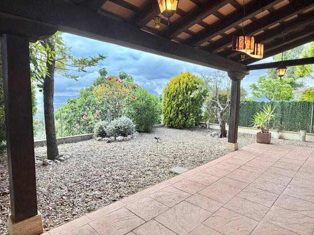 Casa adosada en Venta en Ullastrell