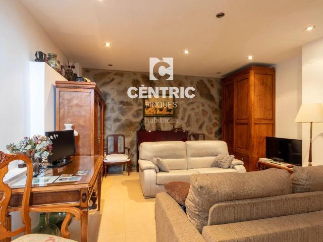 Casa en venta en Ullastrell. Casa en el centro de Ullastrell lluz, amplitud y comodidad a un paso de Terrassa. Casas.