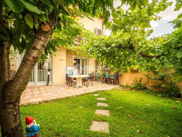 Casa adosada en Venta en Urbanizaciones
