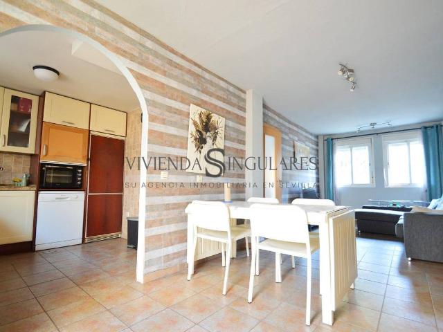 Casa adosada en Venta en Urbadiez Entrepuentes