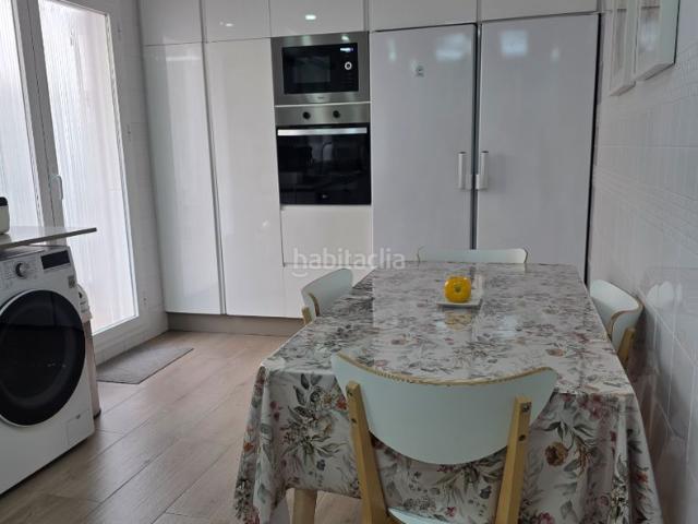 Casa adosada en venta en Utrera, Consolación. Casa adosada en los ruedos. Casas adosadas.