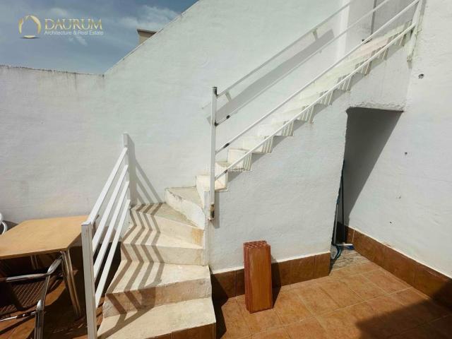 Casa adosada en venta en Utrera, Torre Cruz Los Molinos. GRAN CHALET ADOSADO EN UTRERA. Casas adosadas.