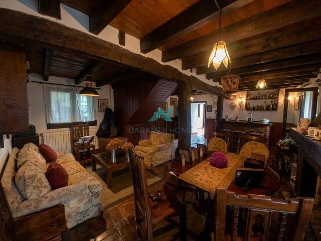 Casa adosada en Venta en Voto