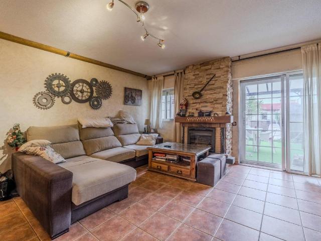 Casa adosada en Venta en Valdetorres de Jarama