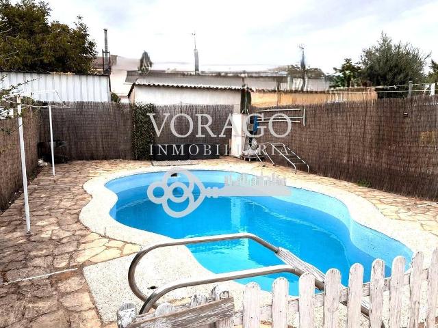 Casa adosada en Venta en Valdeavero