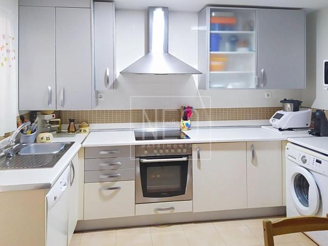 Casa adosada en venta en Valdemoro, Hospital. UNIFAMILIAR ADOSADO EN CALLE GABRIELA MISTRAL, VALDEMORO. Casas adosadas.