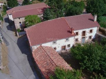 Casa adosada en venta en Valdeolea. VENTA DE CASA EN OLEA VALDELOLEA. Casas adosadas.