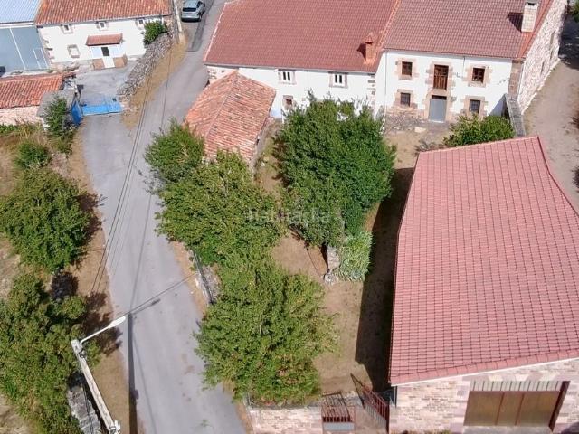Casa adosada en venta en Valdeolea. VENTA DE CASA EN OLEA VALDELOLEA. Casas adosadas.