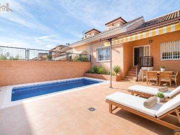 Casa adosada en Venta en Valdepelayo Montepinos Arroyo Culebro