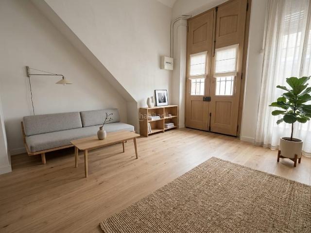 Casa adosada en venta en Valencia, El Cabanyal El Canyamelar. Casas adosadas.