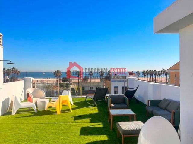 Casa adosada en venta en Valencia, El Cabanyal El Canyamelar. Casas adosadas.