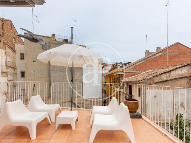 Casa adosada en venta en Valencia, El Carme. Casa en venta en el Carmen. Casas adosadas.
