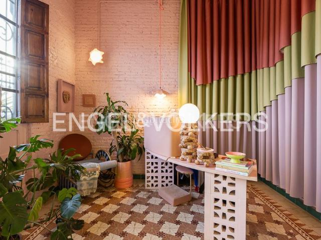 Casa adosada en venta en Valencia, Poble Nou. Vanguardia artística y herencia histórica en la huerta valenciana. Casas adosadas.