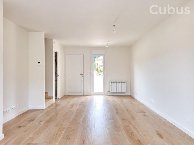 Casa adosada en venta en Vall d´en Bas La. Casas adosadas Vall d´en Bas.