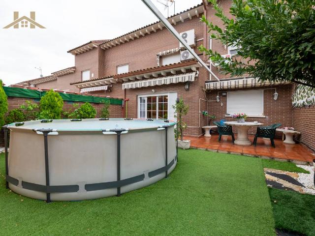 Casa adosada en Venta en Valle Grande