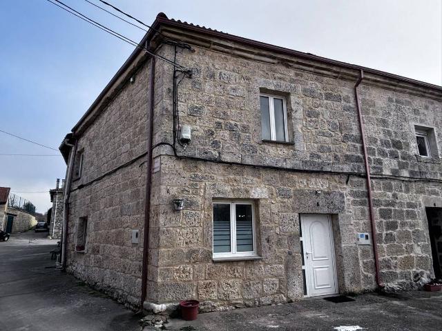 Casa adosada en Venta en Valle de Santibáñez