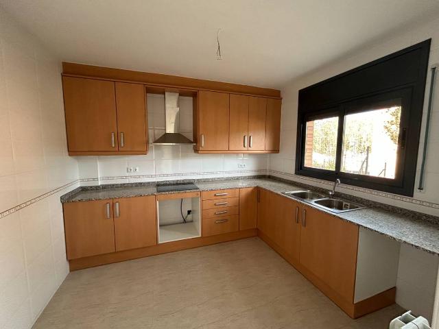 Casa adosada en Venta en Vallgorguina